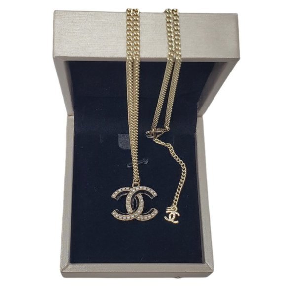 Auth Chanel CC Necklace with Pearl Silver Color - Picture 3 of 11